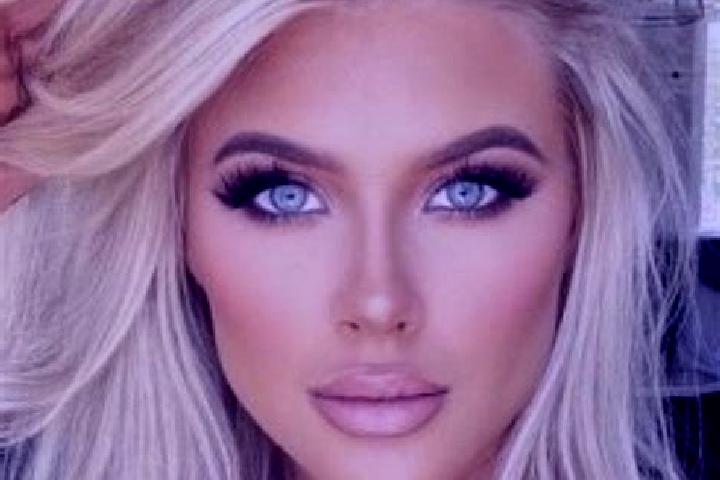 Lily, 22, a platinum blonde amber-eyed ebony companion based in Standon. Offering Massage, Tantra, OWO, Girlfriend Experience. Available for incall and outca...