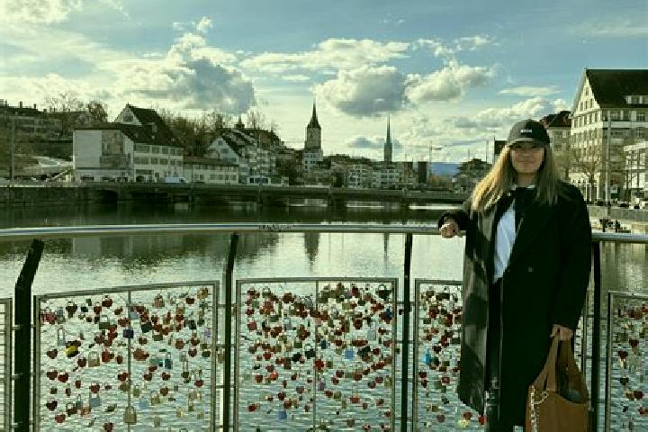 Lily, 23 — Escort in Effretikon / Moosburg, Switzerland