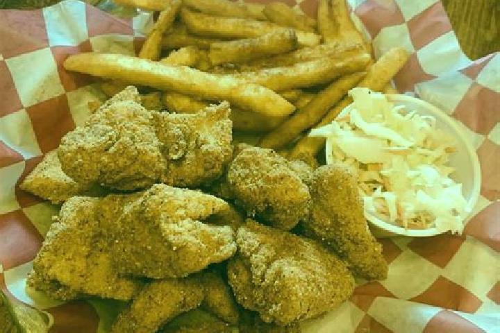 Lily, 23 — Escort in Hoyleton, United States