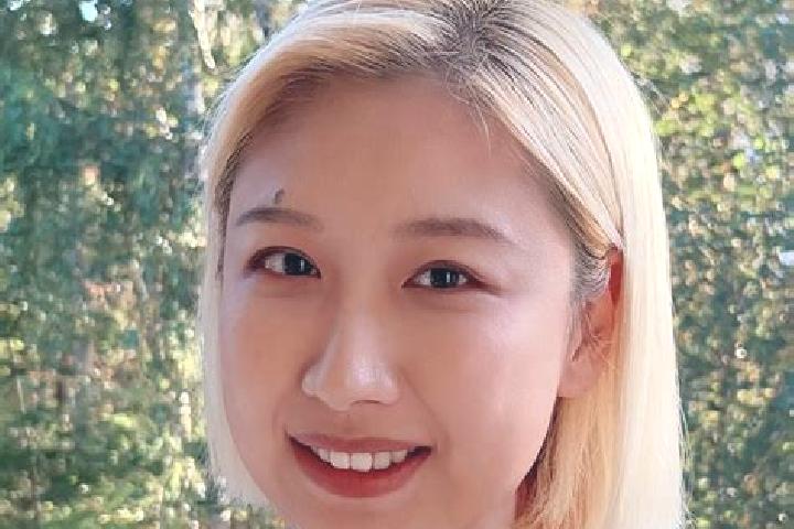 Lily, 23 — Escort in Jingnan, China