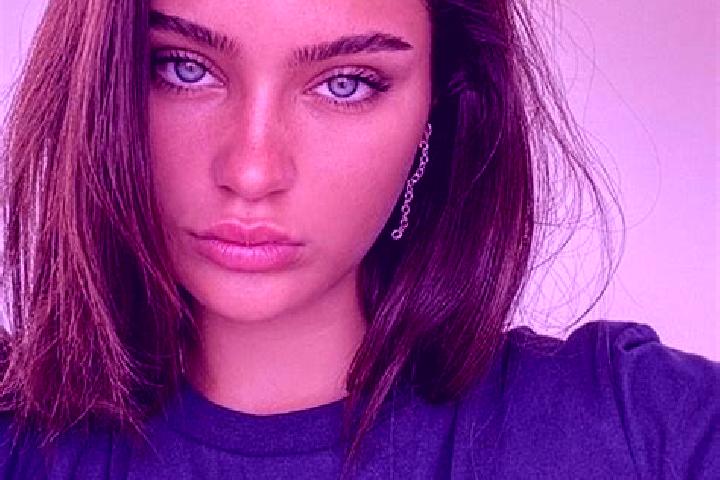 Lily, 24, a brunette dark-eyed asian companion based in Fratte. Offering Massage, Striptease, Party Girl, Domination. Available for incall and outcall, day a...