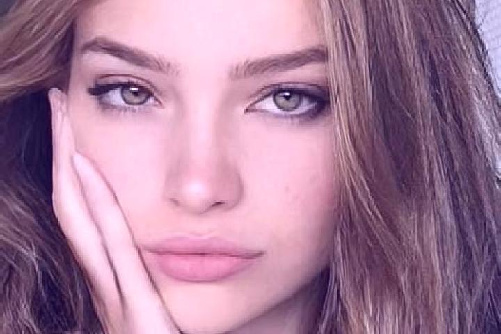 Lily, 24, a dark blonde dark-eyed european companion based in Orbec. Offering BDSM, 69, Party Girl. Available for incall and outcall, day and evening dates.