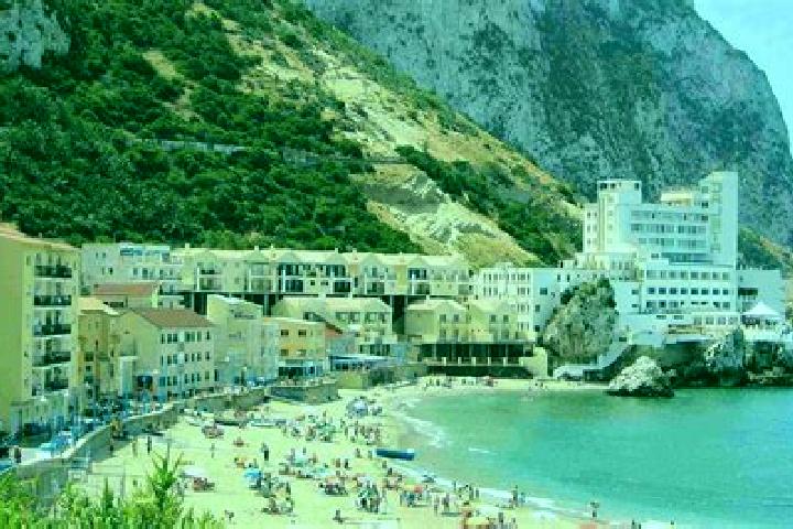 Lily, 24 — Escort in Catalan Bay, Gibraltar