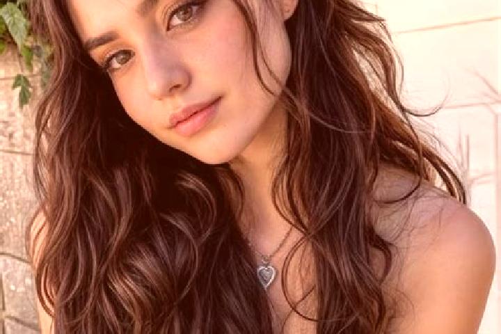 Lily, 25, a chestnut hazel-eyed mediterranean companion based in Madison Center. Offering Striptease, 69, Girlfriend Experience, BDSM. Available for incall a...