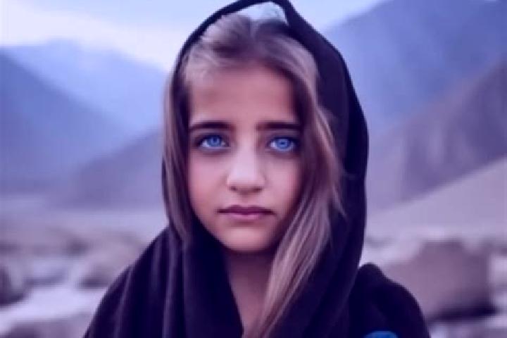 Lily, 25, a red blue-eyed middle eastern companion based in Hort. Offering CIM, Fetish, Girlfriend Experience, Overnight. Available for incall and outcall, d...