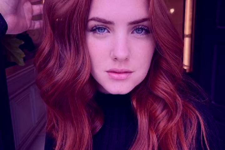 Lily, 26, a auburn blue-eyed middle eastern companion based in Viljoenskroon. Offering Tantra, Party Girl, OWO. Available for incall and outcall, overnight b...