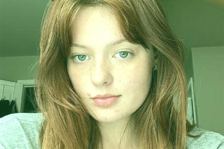 Lily, 26, a auburn brown-eyed mediterranean companion based in Pavshyno. Offering A-Level, Couples, Erotic Massage, Deep French Kissing. Available for incall...