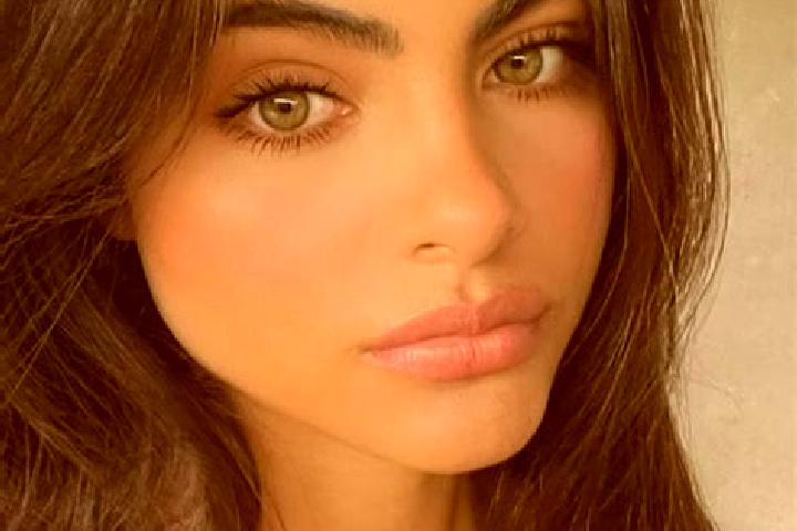 Lily, 26, a brunette green-eyed caucasian companion based in Eikapaka. Offering BDSM, Dinner Date, Couples. Available for incall and outcall, overnight booki...
