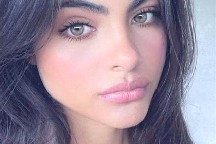 Lily, 26, a chestnut hazel-eyed indian companion based in Priti-Ahingro. Offering Striptease, Travel Companion, Roleplay, OWO. Available for incall and outca...