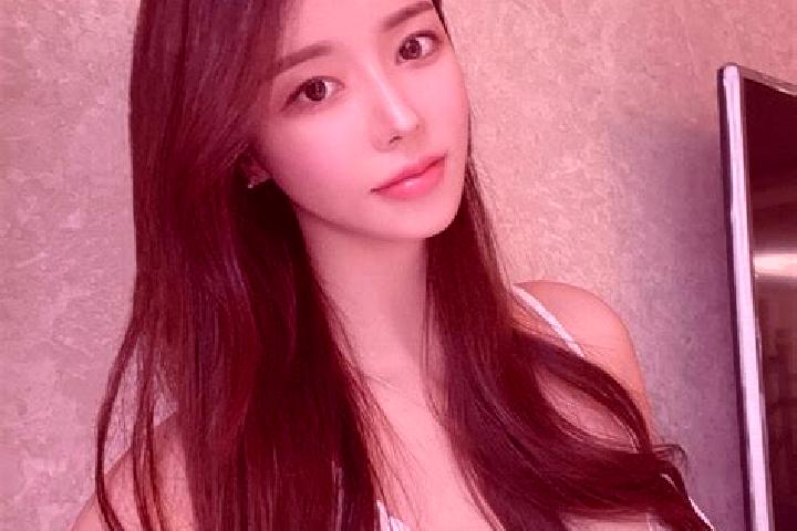 Lily, 26 — Escort in Cameron, Chile