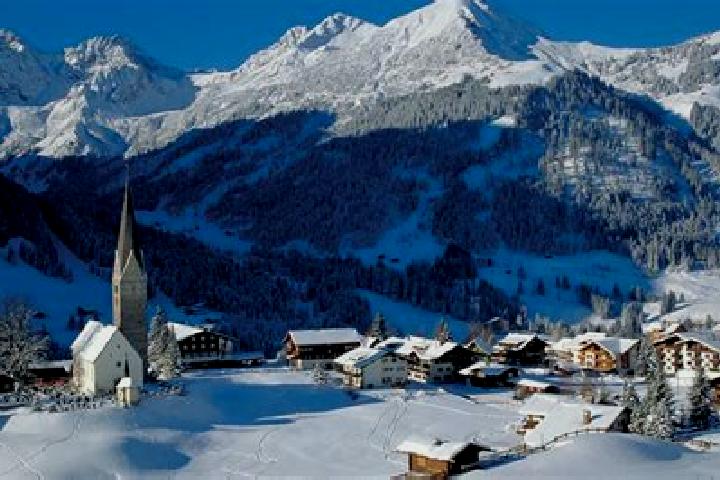 Lily, 26 — Escort in Mittelberg, Austria