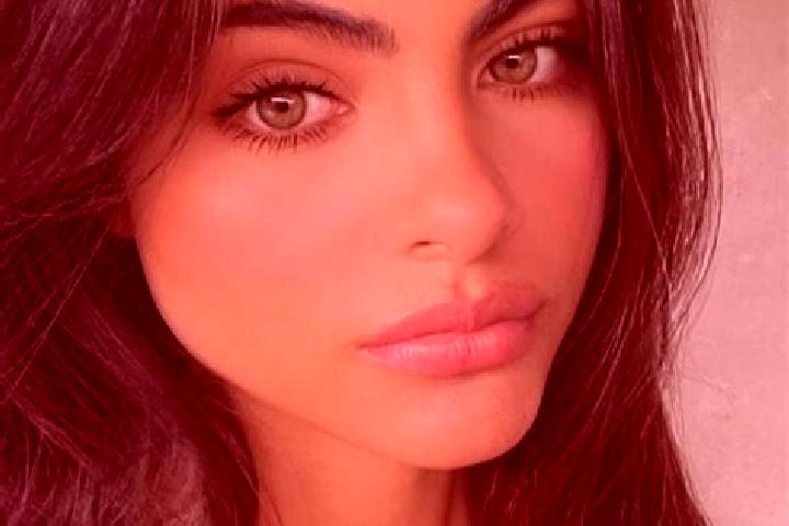 Lily, 27, a red green-eyed european companion based in Sobolevo. Offering Duos, BDSM, OWO. Available for incall and outcall, overnight bookings available.
