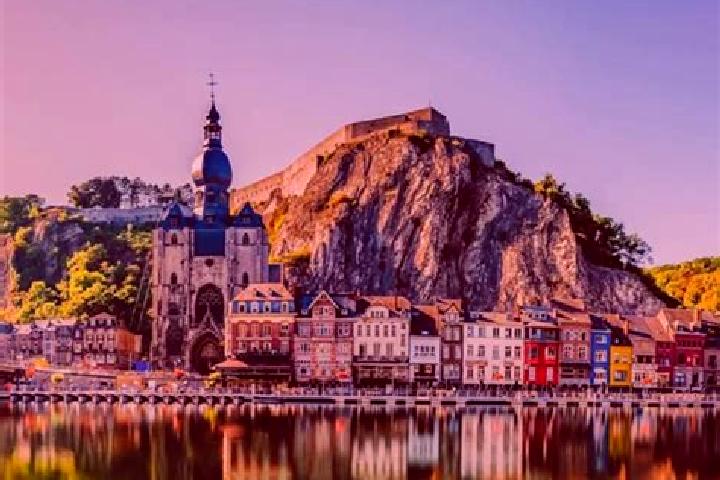 Lily, 28 — Escort in Fontenoy, Belgium