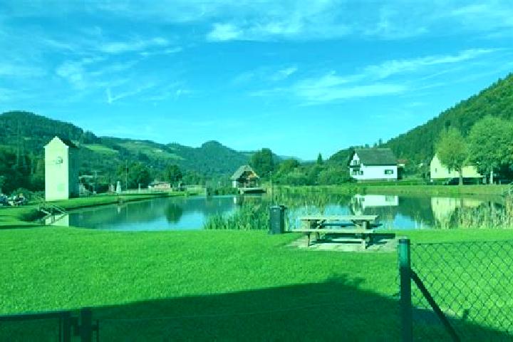 Lily, 28 — Escort in Land-UEbelbach, Austria