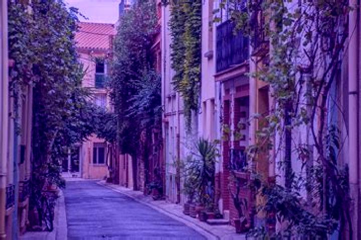 Lily, 28 — Escort in Maside, Spain