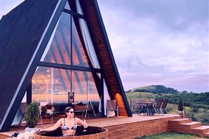 Lily, 28 — Escort in Montanha, Brazil