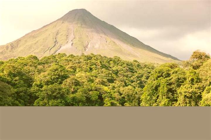 Lily, 28 — Escort in San Isidro del Arenal, Mexico