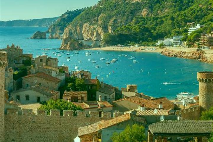 Lily, 28 — Escort in Valdemeca, Spain