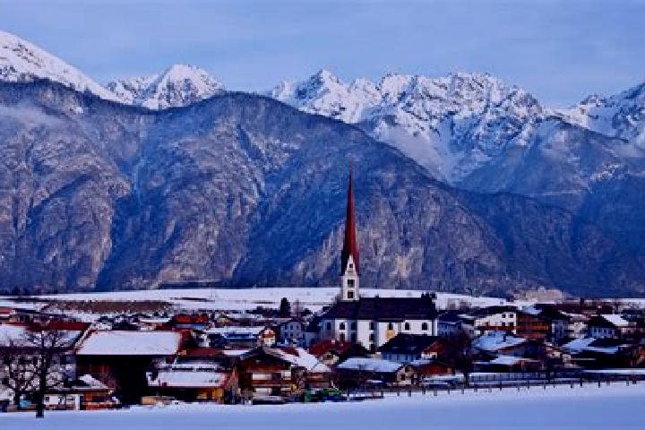 Lily, 29 — Escort in Axams, Austria