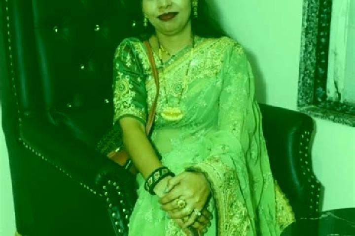 Lily, 29 — Escort in Bhind, India
