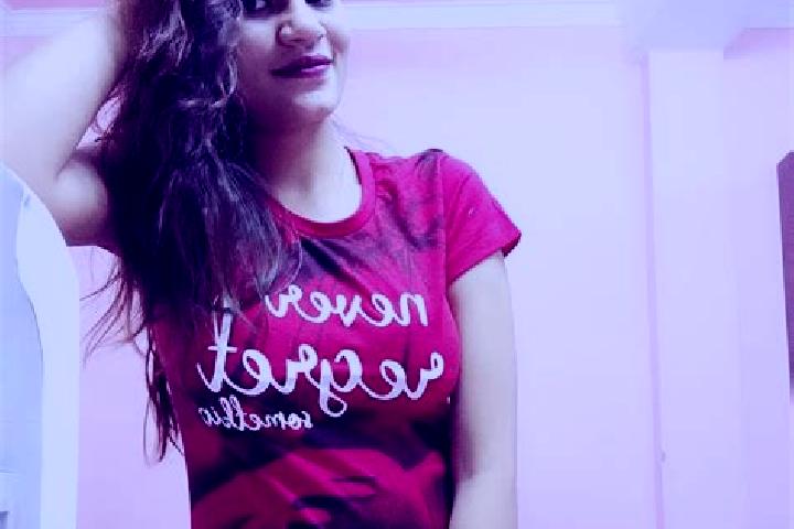 Lily, 29 — Escort in Chaurai, India