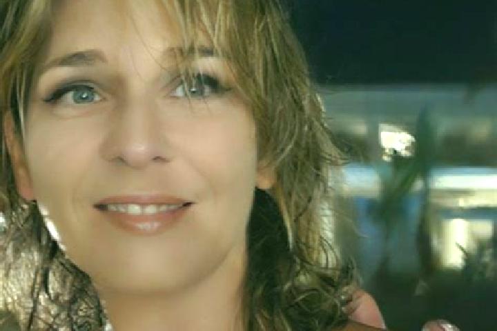 Lily, 29 — Escort in Cutry, France