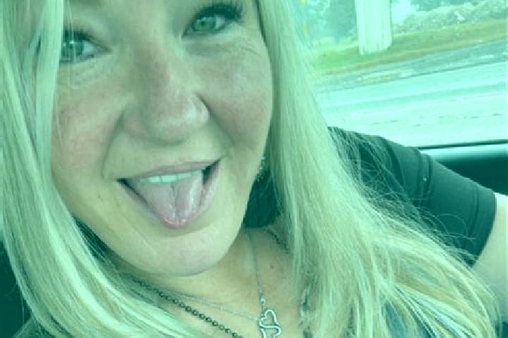 Lily, 29 — Escort in Fannett, United States