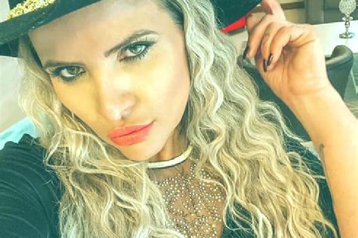 Lily, 29 — Escort in Guatambu, Brazil