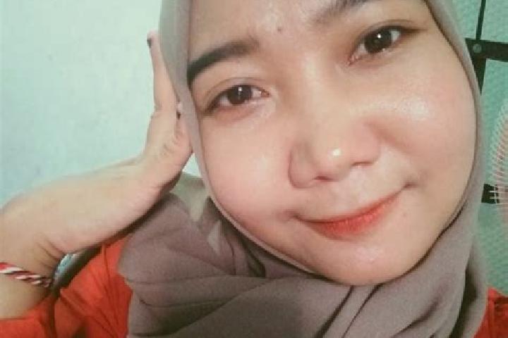 Lily, 29 — Escort in Kemantren Satu, Indonesia