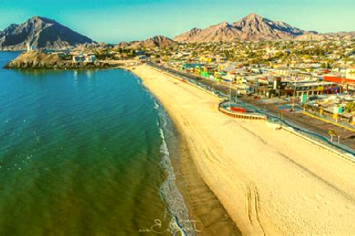 Lily, 29 — Escort in San Felipe Teotitlan, Mexico
