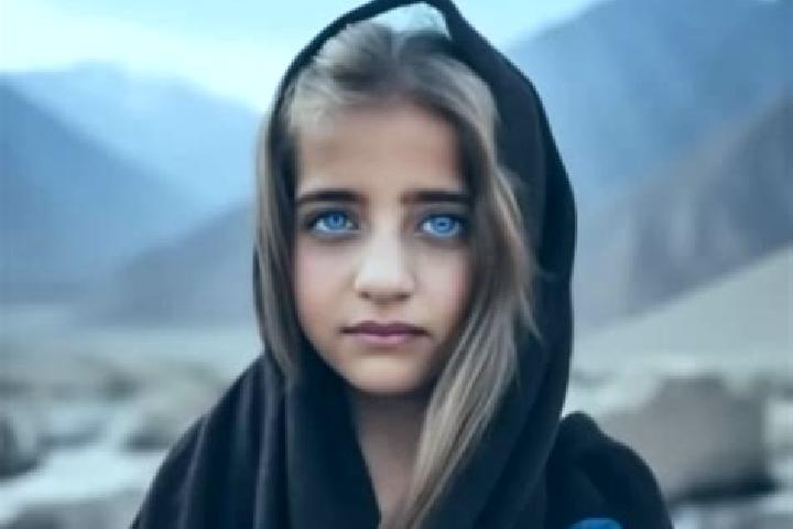 Lily, 30, a blonde amber-eyed middle eastern companion based in Ensch. Offering Girlfriend Experience, GFE, Tantra, Travel Companion. Available for incall an...