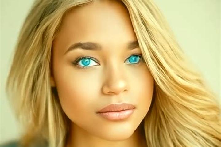 Lily, 30, a blonde brown-eyed latina companion based in Pinos. Offering Massage, Erotic Massage, Fetish. Available for incall and outcall, overnight bookings...
