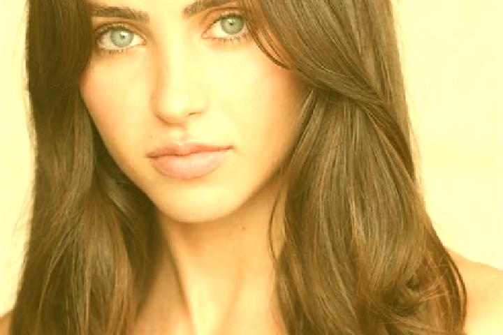 Lily, 30, a brunette brown-eyed middle eastern companion based in Magliano in Toscana. Offering Massage, Deep French Kissing, 69. Available for incall and ou...