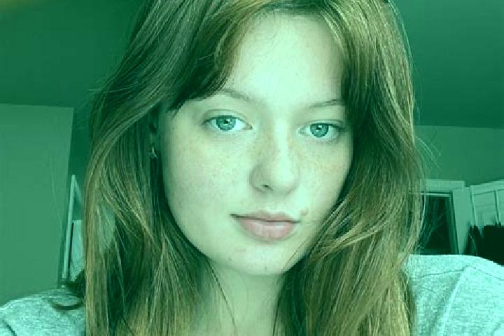 Lily, 30, a chestnut grey-eyed caucasian companion based in Lavochne. Offering OWO, Fetish, Deep French Kissing, Dinner Date. Available for incall and outcal...