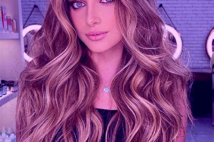Lily, 30, a dark blonde dark-eyed middle eastern companion based in Mieza. Offering Striptease, Girlfriend Experience, OWO, GFE. Available for incall and out...