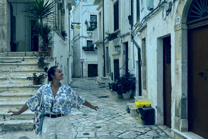Lily, 30 — Escort in Putignano, Italy