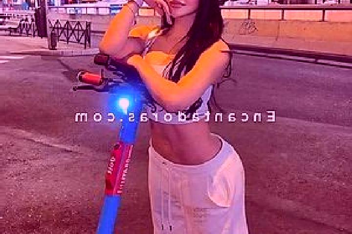 Lily, 30 — Escort in Torrelavega, Spain