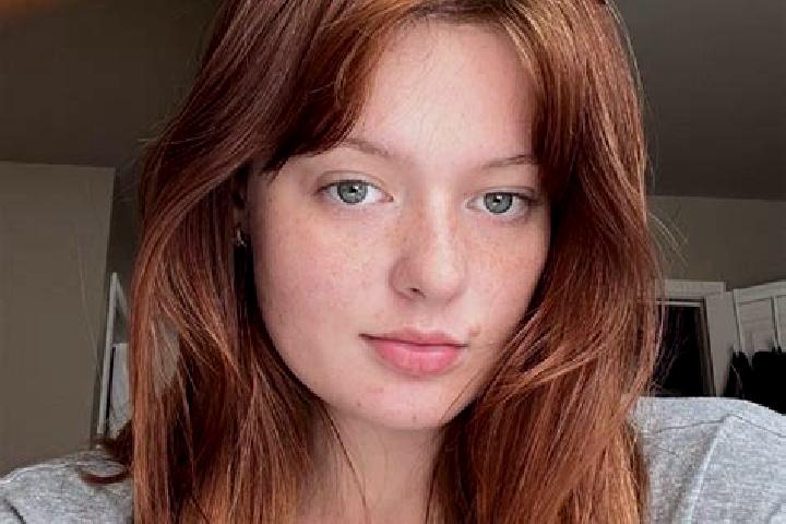 Lily, 31, a auburn grey-eyed caucasian companion based in Ambodivoara. Offering Tantra, A-Level, 69, Duos. Available for incall and outcall, day and evening ...