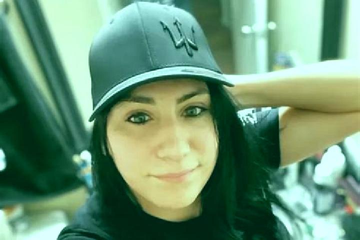 Lily, 31, a black green-eyed middle eastern companion based in Governador Dix-Sept Rosado. Offering Massage, Travel Companion, Girlfriend Experience. Availab...