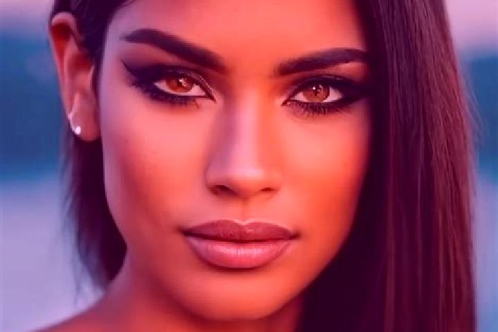 Lily, 31, a brunette amber-eyed latina companion based in Monte Vera. Offering Party Girl, Fetish, Erotic Massage. Available for incall and outcall, overnigh...