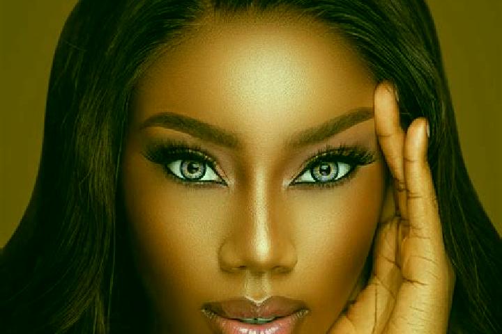 Lily, 33, a red blue-eyed ebony companion based in Krajan Suko Kidul. Offering GFE, Striptease, OWO, CIM, Dinner Date. Available for incall and outcall, day ...