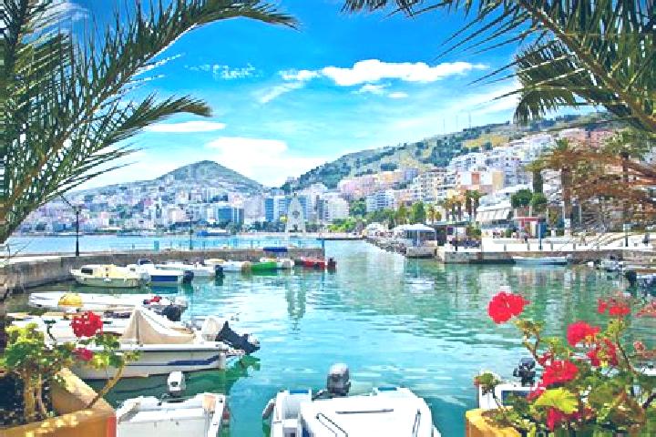 Lily, 34 — Escort in Fajze, Albania