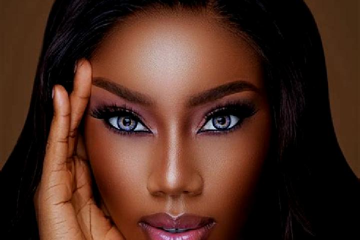 Lily, 35, a chestnut blue-eyed ebony companion based in General Vedia. Offering Girlfriend Experience, Fetish, Overnight. Available for incall and outcall, d...