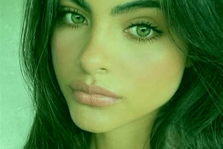 Lily, 35, a red green-eyed indian companion based in Metamorfosi. Offering Tantra, Domination, CIM, Girlfriend Experience, Duos. Available for incall and out...