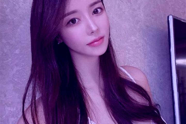 Lily, 35 — Escort in Lengshui, China
