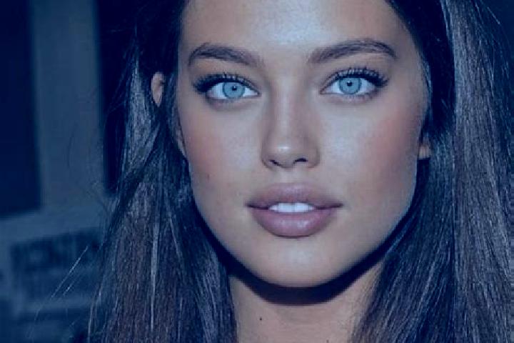 Lily, 36, a chestnut blue-eyed mediterranean companion based in Tur. Offering Tantra, Overnight. Available for incall and outcall, day and evening dates.