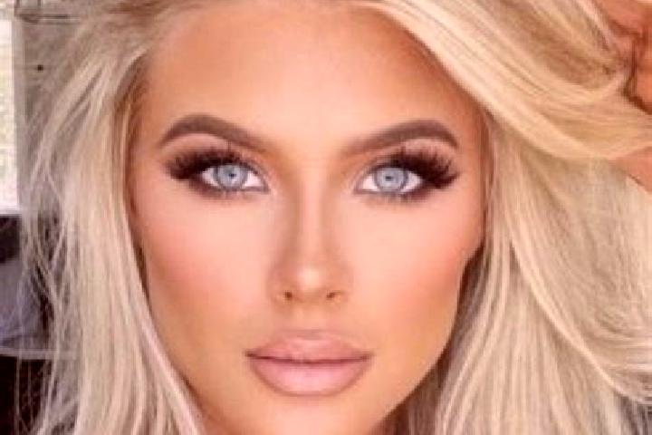 Lily, 36, a platinum blonde green-eyed european companion based in Doberschutz. Offering Duos, Dinner Date, Deep French Kissing, Party Girl. Available for in...