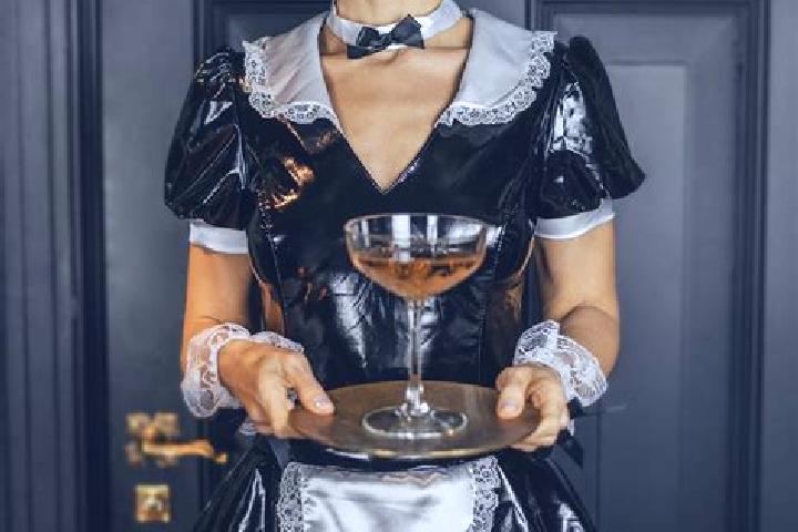 Lily, 37, a red dark-eyed caucasian companion based in Ebersmunster. Offering Deep French Kissing, BDSM, GFE. Available for incall and outcall, overnight boo...