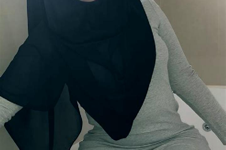Lily, 37 — Escort in Abi Beyglu, Iran