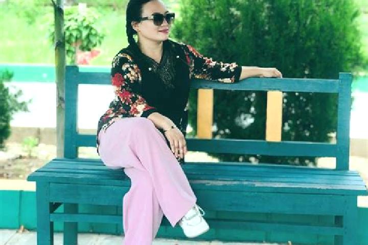 Lily, 37 — Escort in Chanda, India
